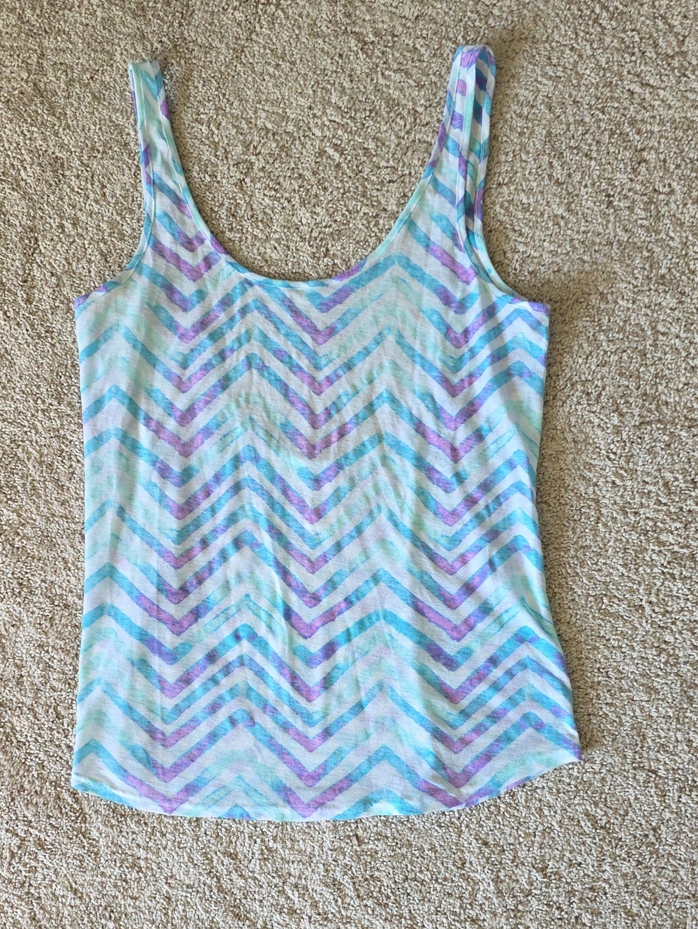 Low Back Chevron Tank
